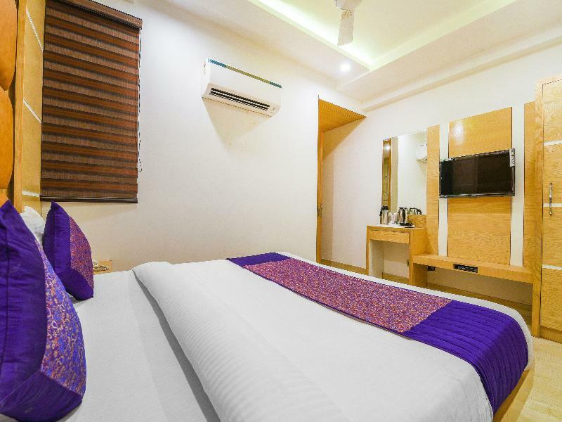 Oyo 15836 Pleasure River Front Resort Tuem Екстер'єр фото