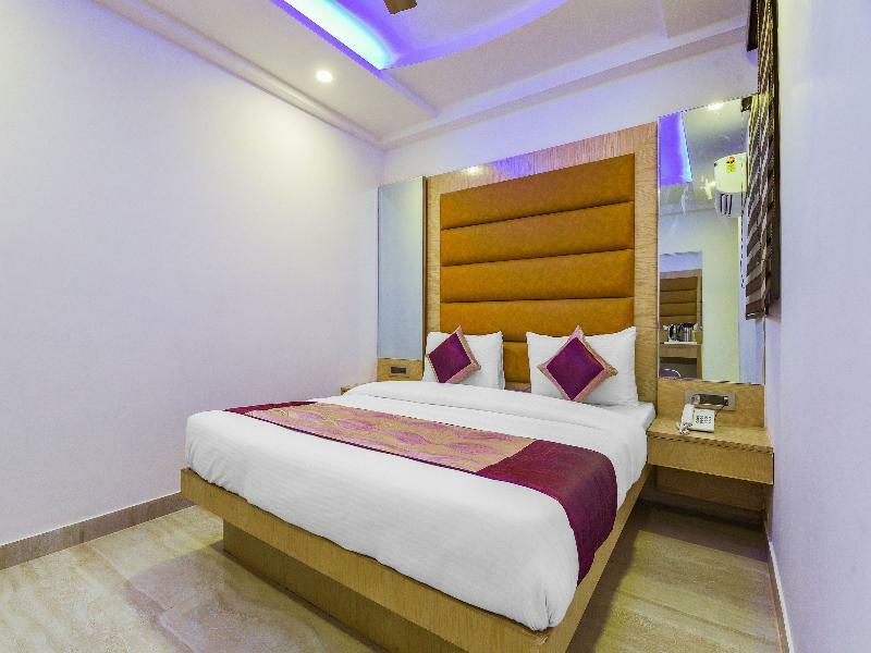 Oyo 15836 Pleasure River Front Resort Tuem Екстер'єр фото