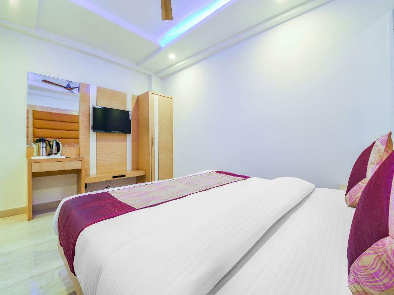 Oyo 15836 Pleasure River Front Resort Tuem Екстер'єр фото