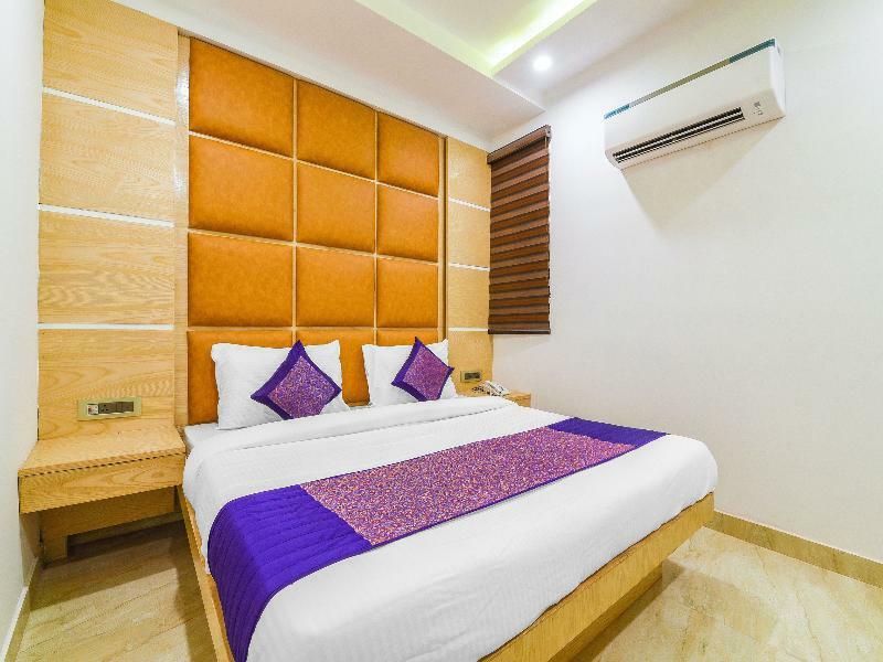 Oyo 15836 Pleasure River Front Resort Tuem Екстер'єр фото